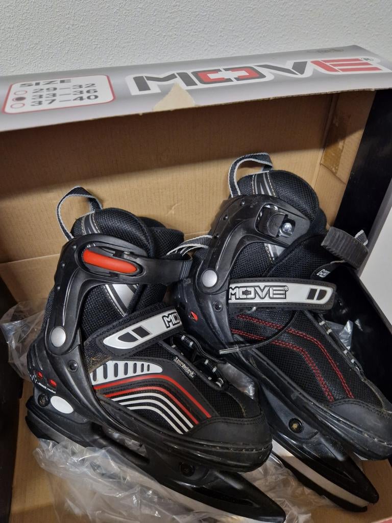 Verstelbare schaatsen Move maat 33-36 hockey, Sport en Fitness, Schaatsen, Ophalen, Zo goed als nieuw, Overige typen, Overige merken
