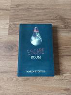 Thriller • Young Adult • Maren Stoffels - Escape room, Ophalen of Verzenden, Zo goed als nieuw, Maren Stoffels