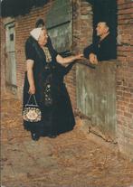 Axel zeeland Klederdracht Gelopen Ansichtkaart ( A1086 ), Ophalen of Verzenden, 1980 tot heden, Gelopen, Zeeland