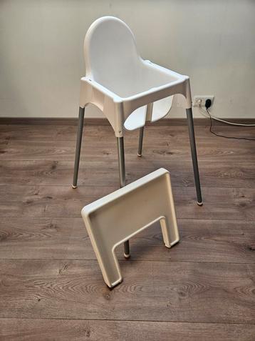 Ikea kinderstoel met blad beschikbaar voor biedingen