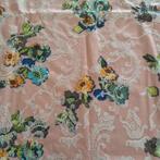 Roze gebloemde geweven lap, Overige materialen, 120 cm of meer, Nieuw, Ophalen of Verzenden