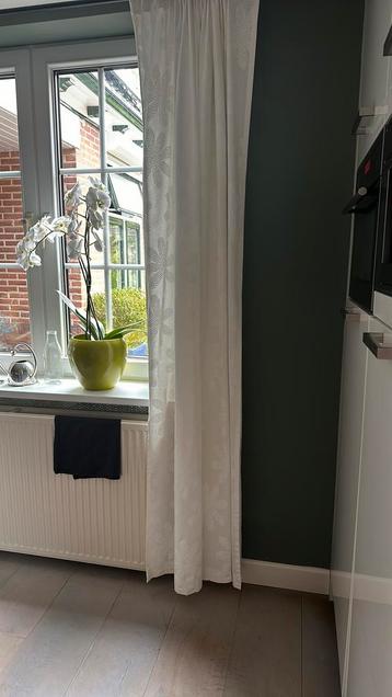 Overgordijnen Kant en klaar neutrale kleur beschikbaar voor biedingen