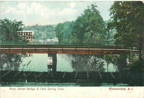 (701-449-009) Woonsocket RI River Street Bridge, Verzamelen, Ansichtkaarten | Buitenland, Buiten Europa, Verzenden