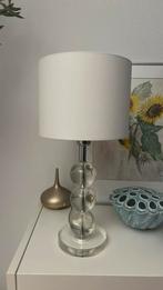 Lampje met voet van plexiglas., Huis en Inrichting, Lampen | Tafellampen, Overige materialen, 50 tot 75 cm, Ophalen of Verzenden
