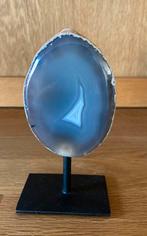 Labradoriet edelsteen op standaard, Antiek en Kunst, Ophalen of Verzenden