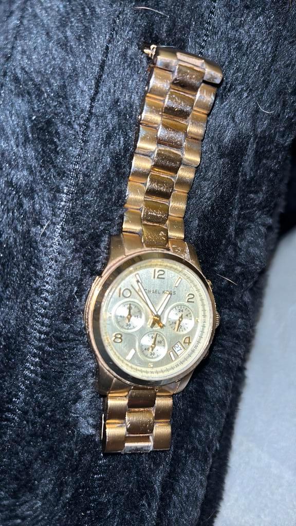 Michael kors horloge, Sieraden, Tassen en Uiterlijk, Horloges | Dames, Zo goed als nieuw, Overige merken, Staal, Ophalen of Verzenden