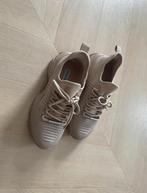 Steve Madden Sneakers Maat 39, Kleding | Dames, Schoenen, Ophalen of Verzenden, Zo goed als nieuw, Beige, Sneakers of Gympen