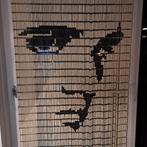 Hor vliegen kralen gordijn Elvis, Ophalen