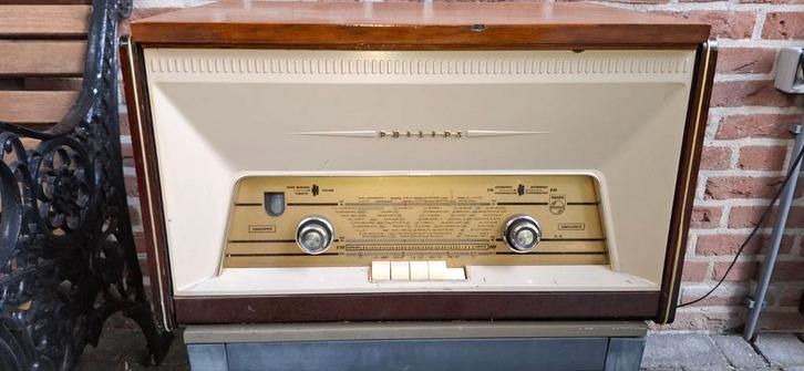 Philips - buizen - Radio. Vintage ! FM-AM-Lange Golf, Audio, Tv en Foto, Radio's, Gebruikt, Radio, Ophalen