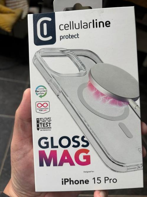 Cellularline Iphone15 pro Gloss Mag hoesje, Telecommunicatie, Mobiele telefoons | Telefoon-opladers, Nieuw, Apple iPhone, Ophalen of Verzenden