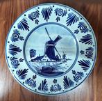 Delfts blauw bord. Handgeschilderd nr: 153. 22,7 cm. doorsn., Ophalen of Verzenden