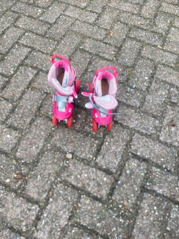 Rollerskates Maat 27-30 beschikbaar voor biedingen
