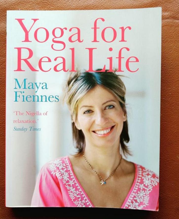 Boek: Yoga for Real Life, Boeken, Esoterie en Spiritualiteit, Nieuw, Instructieboek, Meditatie of Yoga, Ophalen of Verzenden
