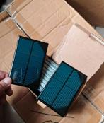 Mini zonnepanelen 480 stuks per doos, Hobby en Vrije tijd, Elektronica-componenten, Ophalen of Verzenden, Zo goed als nieuw