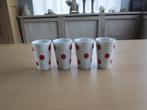 Douwe Egberts 4 witte koffie bekers rode dots en logo 200cc, Huis en Inrichting, Keuken | Servies, Overige typen, Ophalen of Verzenden