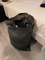 Zak met kleding 30+ jassen, broeken, topjes, rokjes, Ophalen, Zo goed als nieuw, Maat 34 (XS) of kleiner