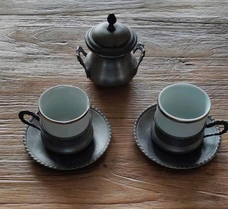 Antiek Espresso Set IPA Porselein/Tin, Antiek en Kunst, Antiek | Tin, Ophalen of Verzenden