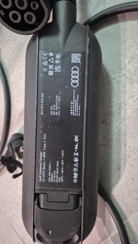 Audi E-tron Thuis Lader 230V & 3 Fase, Auto diversen, Laadpalen, Gebruikt, Ophalen of Verzenden