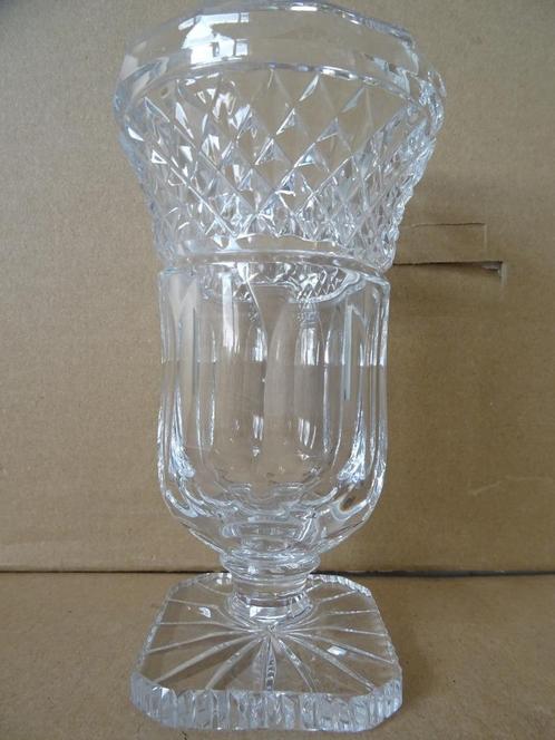 Kristallen vaas 16cm vintage kristallen vaas kristal vintage, Huis en Inrichting, Woonaccessoires | Vazen, Zo goed als nieuw, Overige kleuren
