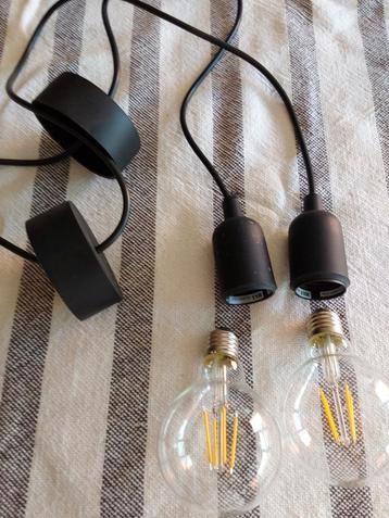 2 hanglamp pendels inclusief 2 filament gloeilampen.  beschikbaar voor biedingen