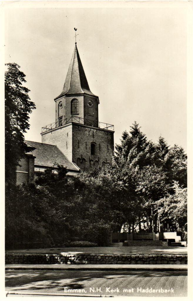 Emmen, N.H. Kerk met Haddersbank - ongelopen, Verzamelen, Ansichtkaarten | Nederland, Ongelopen, Drenthe, Voor 1920, Ophalen of Verzenden