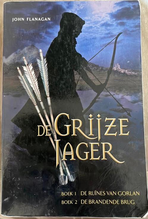 John Flanagan - De ruines van Gorlan ; De brandende brug, Boeken, Fantasy, Gelezen, Ophalen of Verzenden