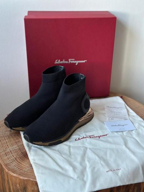 Salvatore Ferragamo Sneakers Maat 39, Kleding | Dames, Schoenen, Zo goed als nieuw, Sneakers of Gympen, Zwart, Ophalen of Verzenden