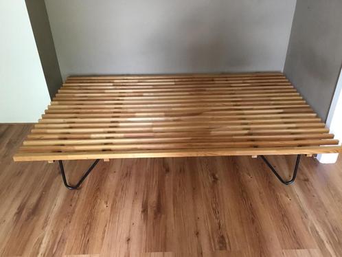 Ikea bed, Huis en Inrichting, Slaapkamer | Bedden, Zo goed als nieuw, Eenpersoons, 120 cm, 200 cm, Hout, Zwart, Ophalen