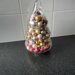 Leuke glazen kerstboom met kleine balletjes  vol, Diversen, Kerst, Ophalen of Verzenden, Zo goed als nieuw