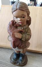 Meisje met hond beeld van hars EIG. Reja .V 222, Ophalen of Verzenden, Zo goed als nieuw, Mens