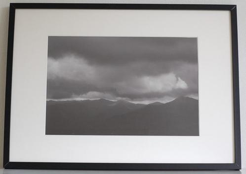 Foto Ventasso Italië - Berglandschap met donkere wolken, Verzamelen, Foto's en Prenten, Gebruikt, Foto, Natuur, 1980 tot heden