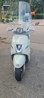 Peugeot Django bj 2015 gele plaat, Fietsen en Brommers, Scooters | Peugeot, Gebruikt, Overige modellen, Maximaal 45 km/u, Ophalen of Verzenden