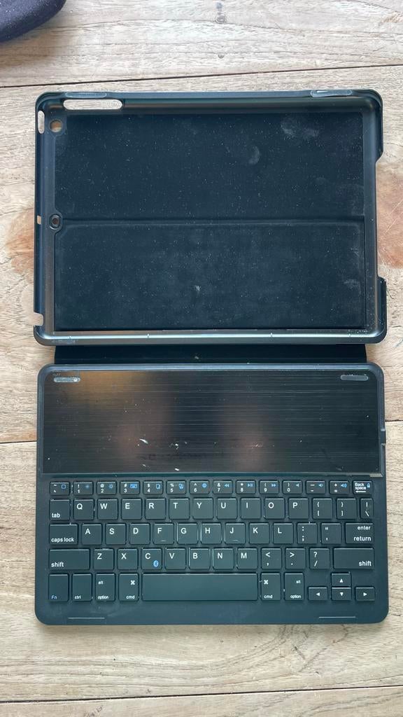 Gecko Ipad Cover Hoes met Toetsenbord 10.2 inch, Computers en Software, Ophalen of Verzenden, Gebruikt, 10 inch, Bescherming voor- en achterkant