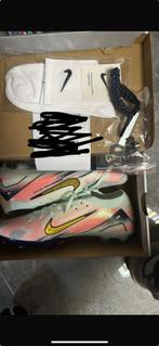 Nike Mercurial voetbalschoenen SG, Maat XS of kleiner, Ophalen of Verzenden, Zo goed als nieuw, Schoenen