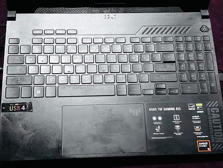 ASUS TUF Gaming A15 (Ryzen 9 / RTX / 144Hz), Computers en Software, Toetsenborden, Zo goed als nieuw, Ophalen of Verzenden
