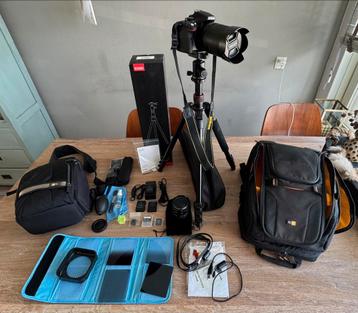 Nikon D5200 met Nikon DX VR 18-140mm beschikbaar voor biedingen
