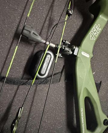 Pse carbon bow mach 1 beschikbaar voor biedingen