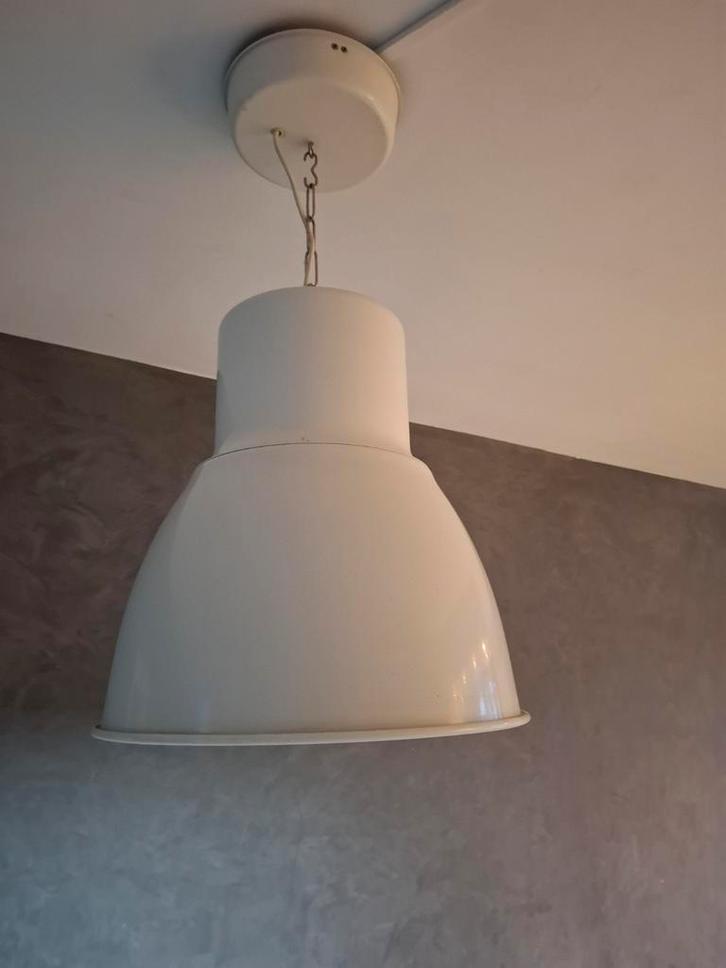 IKEA Hektar Industriële Hanglamp Wit - set van 3 maten, Huis en Inrichting, Lampen | Hanglampen, Zo goed als nieuw, Minder dan 50 cm