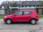 Dacia Sandero 1.4 Lauréate 1e Eigenaar*Airco*Trekhaak*NAP*1, Auto's, Dacia, Voorwielaandrijving, 1011 kg, Bedrijf, Handgeschakeld