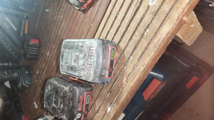 Bosch 18V 5.0 Ah accu's, 3 stuks a 37,50 euro p.s., Audio, Tv en Foto, Accu's en Batterijen, Gebruikt, Oplaadbaar, Ophalen of Verzenden