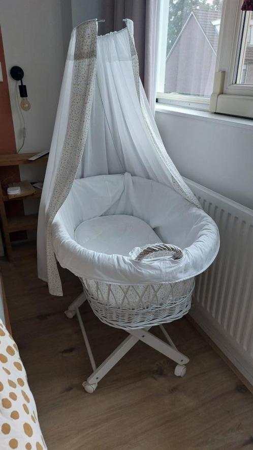 Wieg, Kinderen en Baby's, Babywiegjes en Ledikanten, Zo goed als nieuw, Wieg, Ophalen