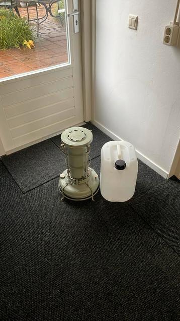 Alladin Petroleum lamp beschikbaar voor biedingen