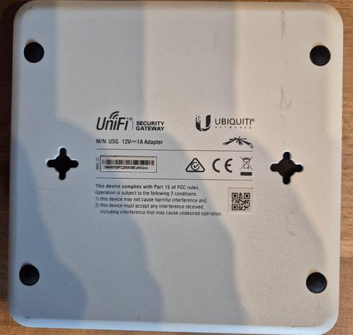 Ubiquiti Unifi Security Gateway (USG), Computers en Software, Routers en Modems, Gebruikt, Router, Ophalen of Verzenden