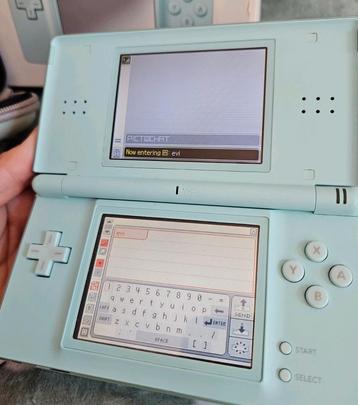 DS Lite — Ice Blue — 100% krasvrij & in topstaat beschikbaar voor biedingen