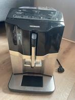 Siemens EQ 3 koffiemachine, Gebruikt, Ophalen of Verzenden, Afneembaar waterreservoir, Koffiemachine
