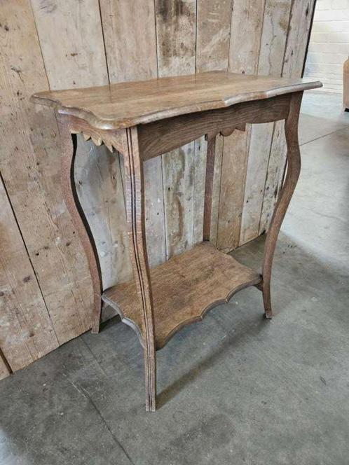 oud frans tafeltje ``WOONWINKEL RUSTIEK``, Antiek en Kunst, Antiek | Meubels | Tafels, Ophalen of Verzenden
