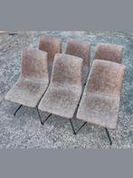 2/4/6/8 nette licht bruin gevlekte stoelen, Ophalen, Zo goed als nieuw, Bruin