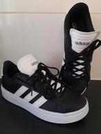 Adidas maat 40, Sport en Fitness, Basketbal, Nieuw, Ophalen of Verzenden