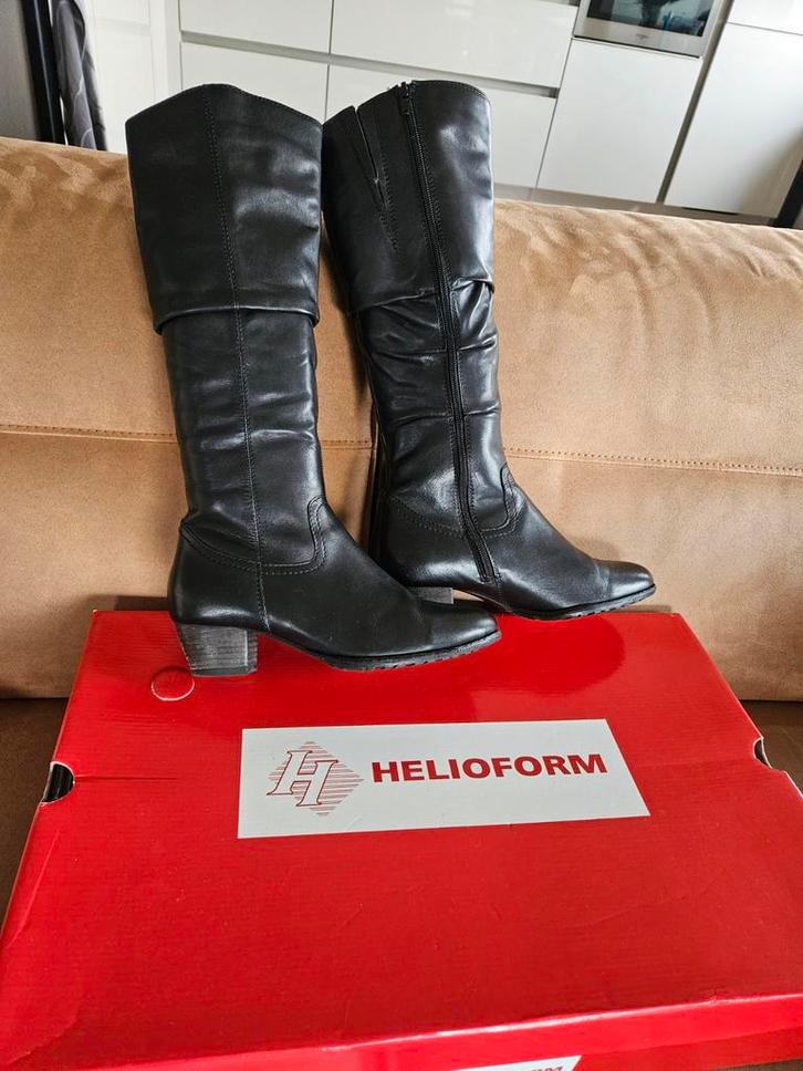 Elegante zwarte Helioform laarzen, Kleding | Dames, Schoenen, Nieuw, Hoge laarzen, Zwart, Ophalen of Verzenden