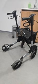 Rollater topro van aluminium inklapbaar ook zit ondersteunin, Diversen, Rollators, Ophalen, Zo goed als nieuw